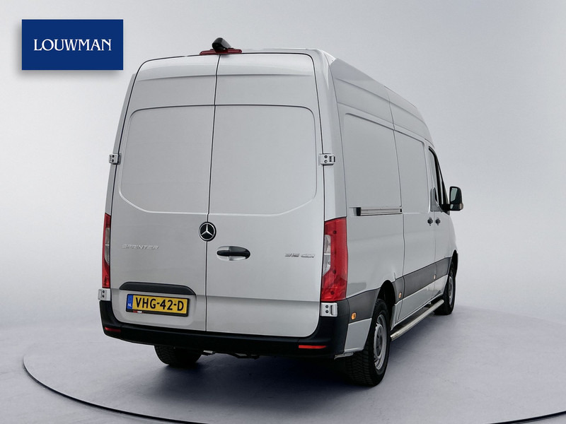 Mercedes-Benz Sprinter 315 1.9 CDI L2H2 Automaat Navigatie Luchtgeveerde stoel Camera Sidebars Cruise control Airco MBUX - Furgon: slika 2 Mercedes-Benz Sprinter 315 1.9 CDI L2H2 Automaat Navigatie Luchtgeveerde stoel Camera Sidebars Cruise control Airco MBUX - Furgon: slika 2