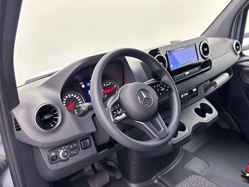 Mercedes-Benz Sprinter 317 1.9 CDI Bakwagen Meubelbak met laadklep 1000kg RWD Nieuw Widescreen Led Cruise control 9G Automaat - Dostavno vozilo z zabojnikom: slika 4 Mercedes-Benz Sprinter 317 1.9 CDI Bakwagen Meubelbak met laadklep 1000kg RWD Nieuw Widescreen Led Cruise control 9G Automaat - Dostavno vozilo z zabojnikom: slika 4