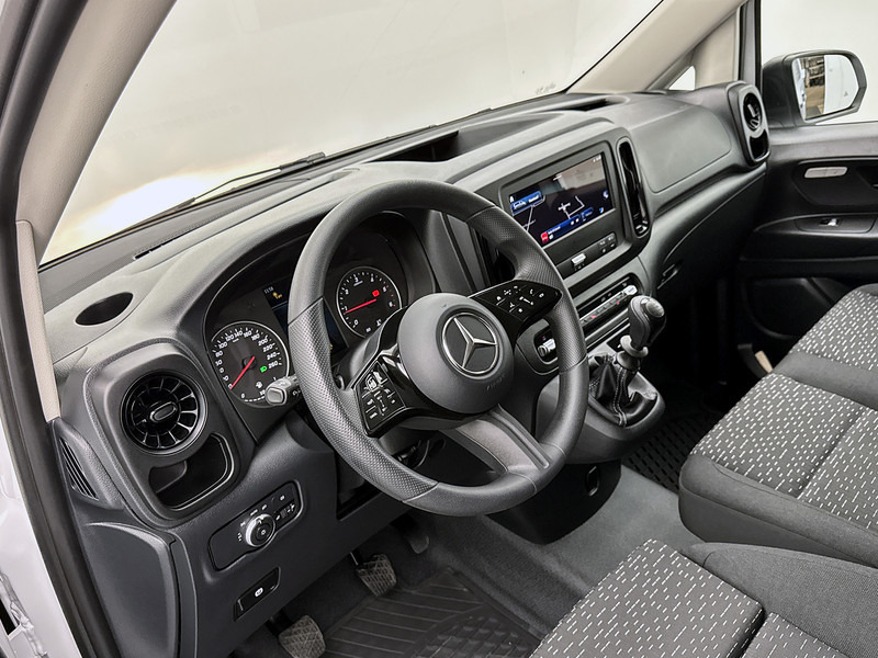 Mercedes-Benz Vito 116 CDI L2 Pro Navigatie Parkeerpakket Stoelverwarming Achteruitrijcamera Betimmering Cruise Control - Mali kombi: slika 4 Mercedes-Benz Vito 116 CDI L2 Pro Navigatie Parkeerpakket Stoelverwarming Achteruitrijcamera Betimmering Cruise Control - Mali kombi: slika 4