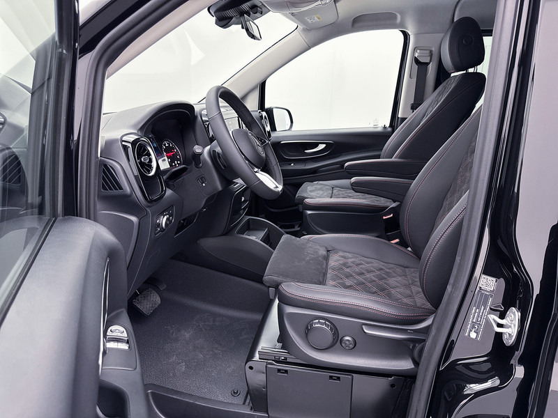 Mercedes-Benz Vito 119 CDI L3 DC *Edition* Leder/alcantara bekleding Dubbel cabine 19"inch AMG Black/Red-Pack Extra Lang Dubbele Schuifdeur Multibe Extra Lang - Mali kombi, Dostavno vozilo z dvojno kabino: slika 5 Mercedes-Benz Vito 119 CDI L3 DC *Edition* Leder/alcantara bekleding Dubbel cabine 19"inch AMG Black/Red-Pack Extra Lang Dubbele Schuifdeur Multibe Extra Lang - Mali kombi, Dostavno vozilo z dvojno kabino: slika 5