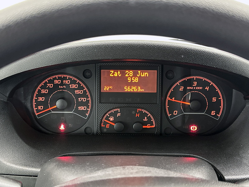 Opel Movano 2.2D 140pk Meubelbak Bakwagen met Laadklep Achteruitrijcamera Cruise Control - Dostavno vozilo z zabojnikom: slika 5 Opel Movano 2.2D 140pk Meubelbak Bakwagen met Laadklep Achteruitrijcamera Cruise Control - Dostavno vozilo z zabojnikom: slika 5