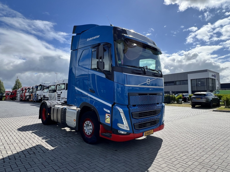 Volvo FH 460 4x2 trekker Globetrotter / 2x Fuel Tank - Vlačilec: slika 3 Volvo FH 460 4x2 trekker Globetrotter / 2x Fuel Tank - Vlačilec: slika 3