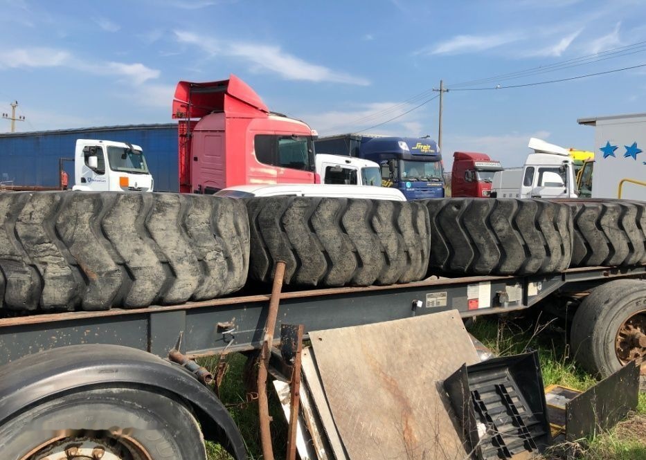 Anvelope Cu 24PR 4 BUC VOLA Incarcator VOLVO KOMATSU JCB - Kompletno kolo: slika 4 Anvelope Cu 24PR 4 BUC VOLA Incarcator VOLVO KOMATSU JCB - Kompletno kolo: slika 4