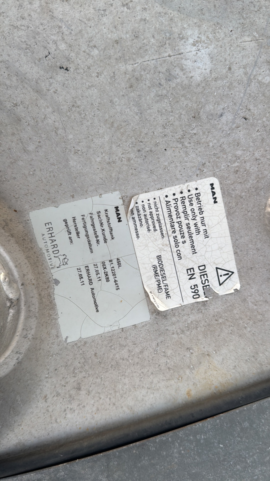 REZERVOR MAN 450 L MAN TGX truck - Rezervoar za gorivo za Tovornjak: slika 3 REZERVOR MAN 450 L MAN TGX truck - Rezervoar za gorivo za Tovornjak: slika 3