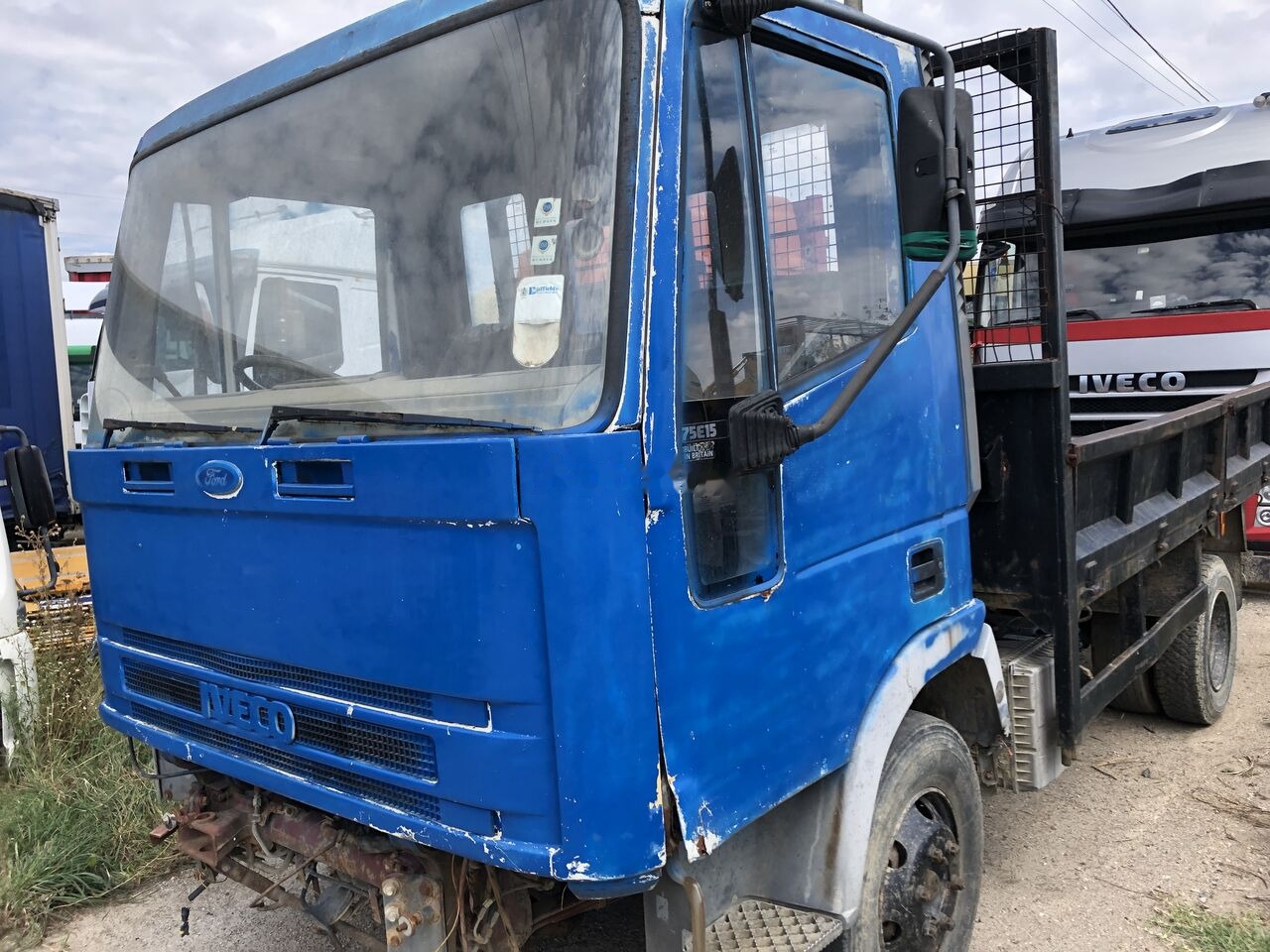 Dezmembrari Iveco EUROCARGO ML 80 90 100 120 140 130e18 120e24 75e18 IVECO EUROCARGO - Rezervni deli za Tovornjak: slika 4 Dezmembrari Iveco EUROCARGO ML 80 90 100 120 140 130e18 120e24 75e18 IVECO EUROCARGO - Rezervni deli za Tovornjak: slika 4