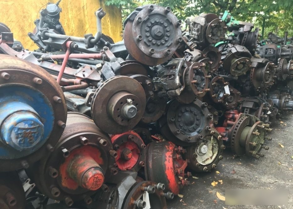 - Zadnja os za Tovornjak: slika 3 - Zadnja os za Tovornjak: slika 3