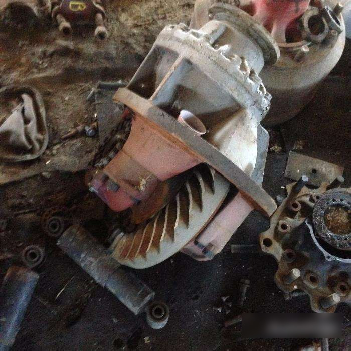 - Zadnja os za Tovornjak: slika 2 - Zadnja os za Tovornjak: slika 2