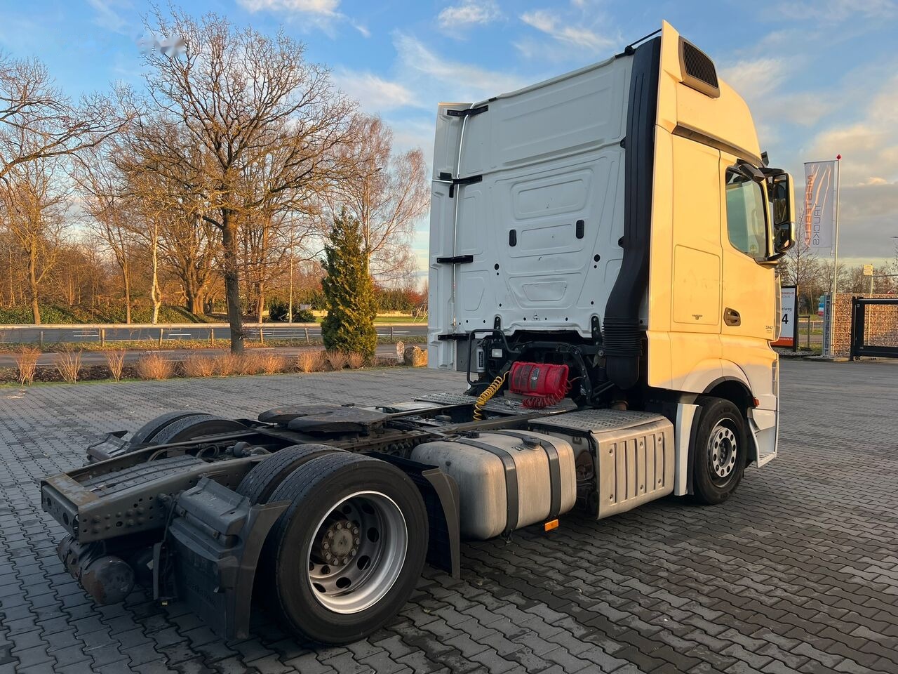 Mercedes-Benz Actros 1842 MP4 - Vlačilec: slika 3 Mercedes-Benz Actros 1842 MP4 - Vlačilec: slika 3