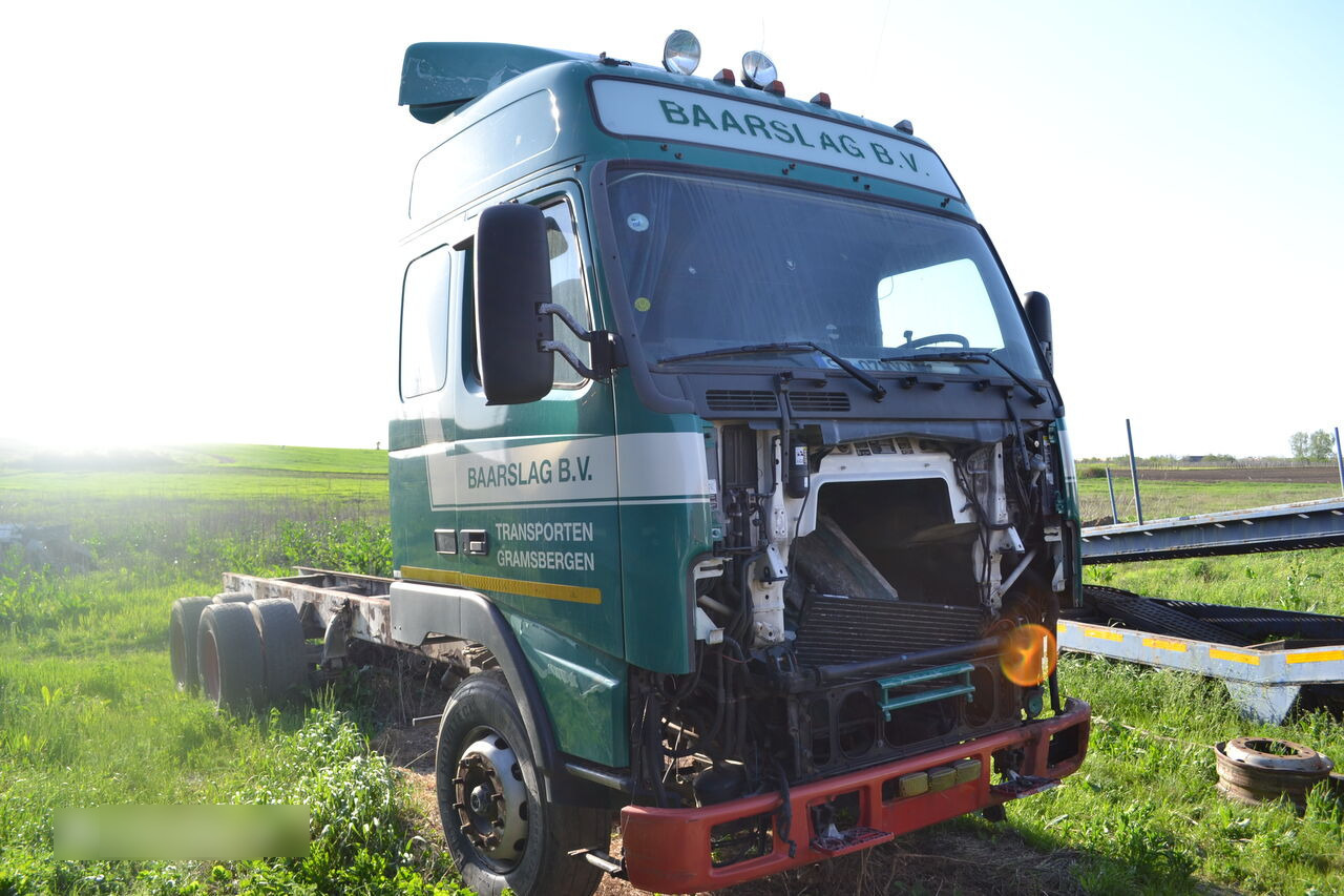 Volvo FH 12 - Tovornjak-šasija: slika 2 Volvo FH 12 - Tovornjak-šasija: slika 2