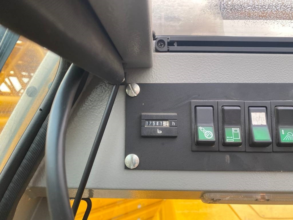 Gosenični žerjav Liebherr LTR 1100: slika 25 Gosenični žerjav Liebherr LTR 1100: slika 25