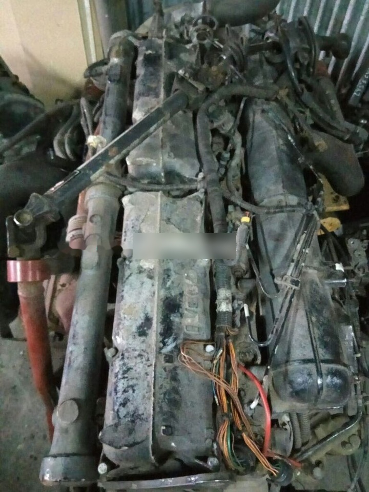 IVECO 8210.42L IVECO Magirus truck - Motor za Tovornjak: slika 2 IVECO 8210.42L IVECO Magirus truck - Motor za Tovornjak: slika 2