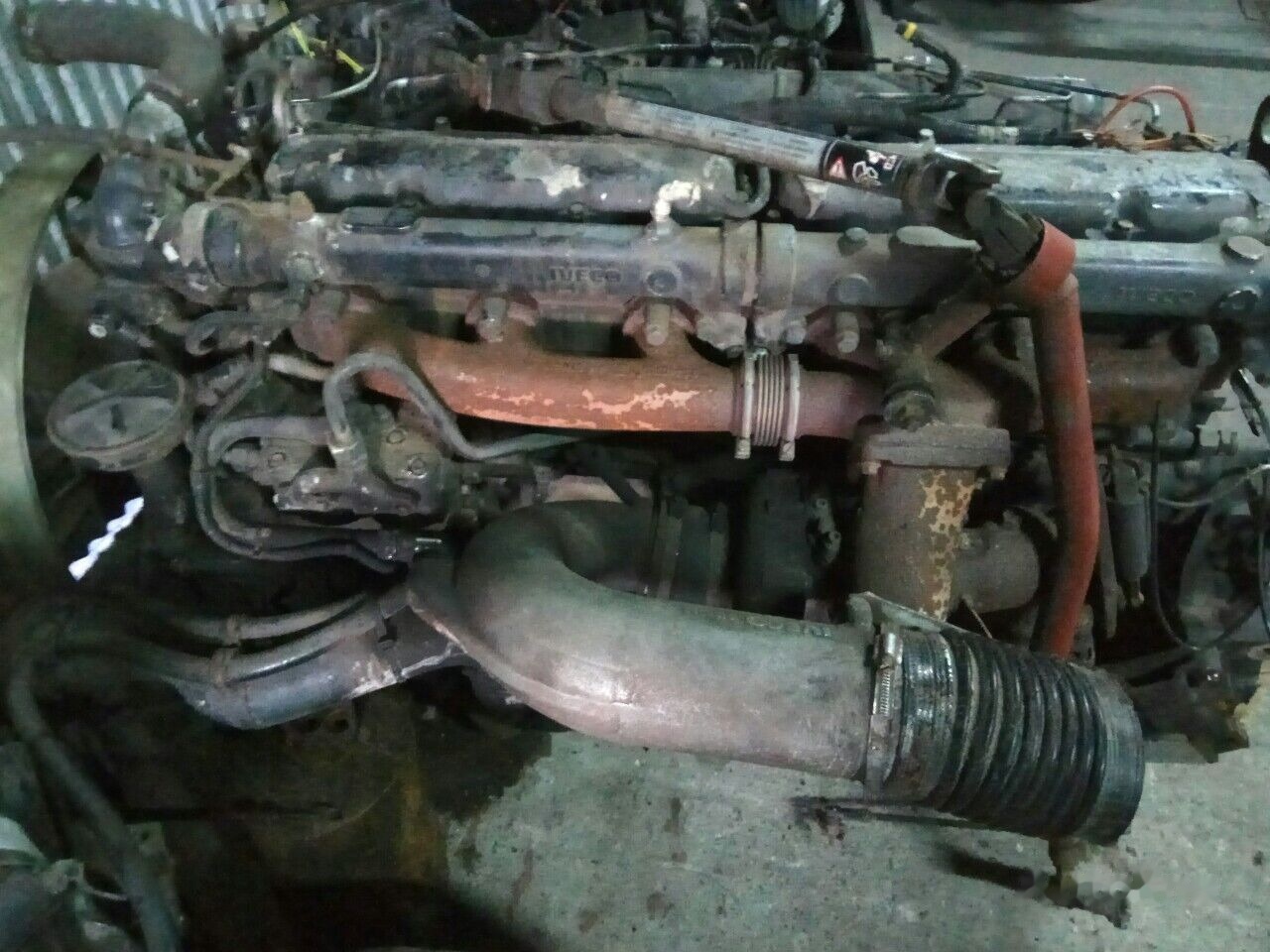 IVECO 8210.42L IVECO Magirus truck - Motor za Tovornjak: slika 1 IVECO 8210.42L IVECO Magirus truck - Motor za Tovornjak: slika 1