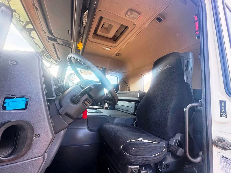 Tovornjak cisterna Scania P380 P380 8x2*6 .ADR/FL . 24200 L Tank - Air / Air suspension.: slika 16