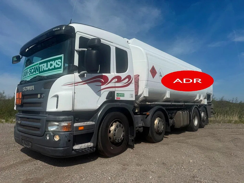 Scania P380 P380 8x2*6 .ADR/FL . 24200 L Tank - Air / Air suspension. - Tovornjak cisterna: slika 1 Scania P380 P380 8x2*6 .ADR/FL . 24200 L Tank - Air / Air suspension. - Tovornjak cisterna: slika 1