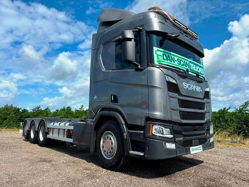 Scania R650 V8 NGS Steel / Air suspension. 4550mm weelbase. - Tovornjak-šasija: slika 1 Scania R650 V8 NGS Steel / Air suspension. 4550mm weelbase. - Tovornjak-šasija: slika 1