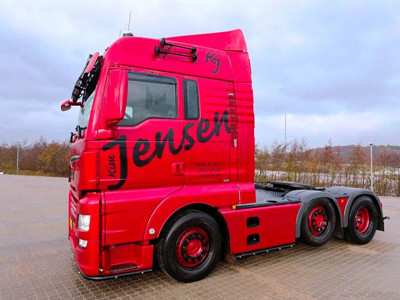 MAN TGX 26.510 Special interior. pusher 6x2/2. - Vlačilec: slika 4 MAN TGX 26.510 Special interior. pusher 6x2/2. - Vlačilec: slika 4