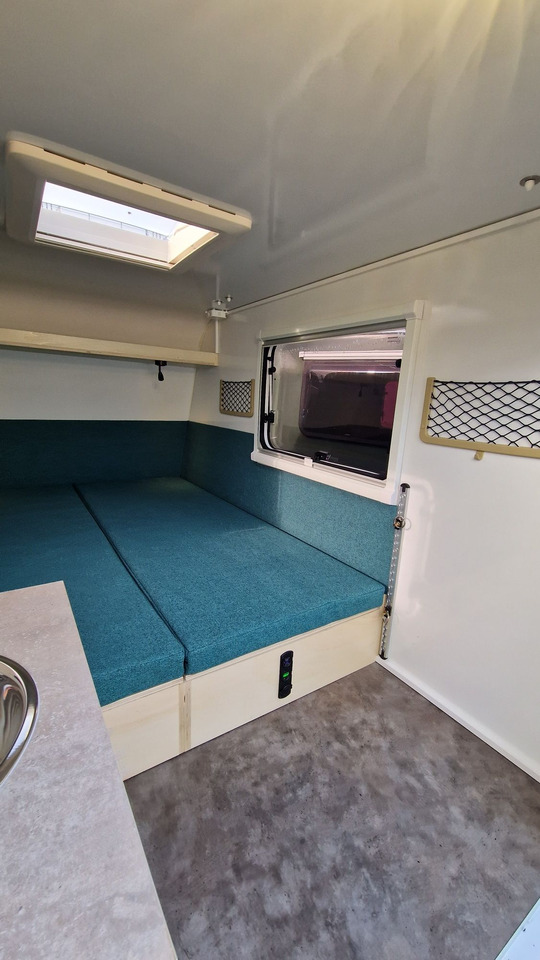 Microcamp mini przyczepa kempingowa transportowa teardrop - Avtomobilska prikolica: slika 4 Microcamp mini przyczepa kempingowa transportowa teardrop - Avtomobilska prikolica: slika 4