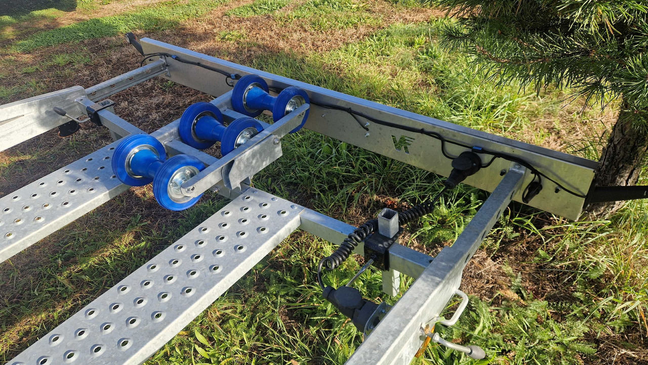 Nowa Przyczepa Podłodziowa 3500kg do 10M Niewiadów P3585HT - Prikolica za čoln: slika 2 Nowa Przyczepa Podłodziowa 3500kg do 10M Niewiadów P3585HT - Prikolica za čoln: slika 2