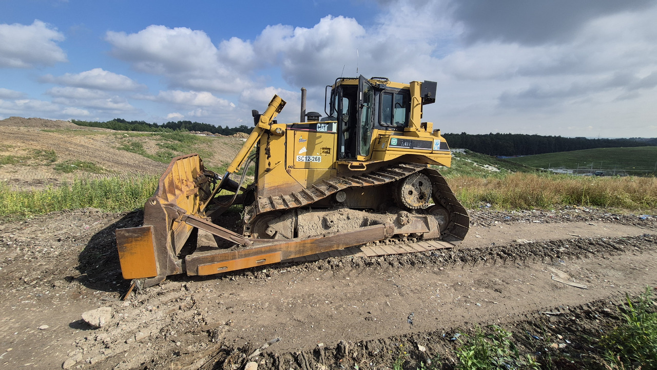 CATERPILLAR D6R II DS LGP - Buldožer: slika 1 CATERPILLAR D6R II DS LGP - Buldožer: slika 1