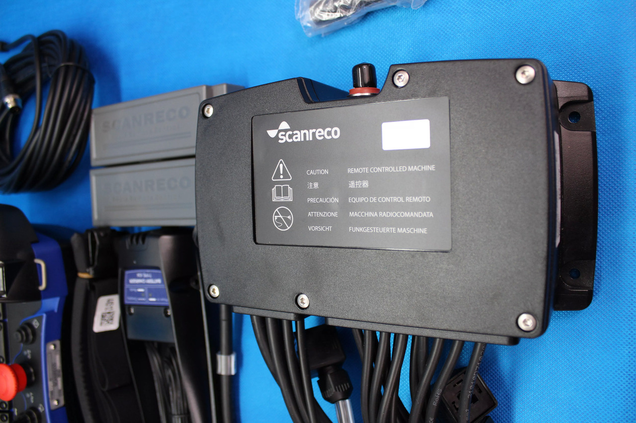 Scanreco RC400 G2B 6 Functions + Retrofit Kit for crane with valve without solenoids Fassi Hiab Palfinger 12/24V - Gradbeni stroj: slika 5 Scanreco RC400 G2B 6 Functions + Retrofit Kit for crane with valve without solenoids Fassi Hiab Palfinger 12/24V - Gradbeni stroj: slika 5