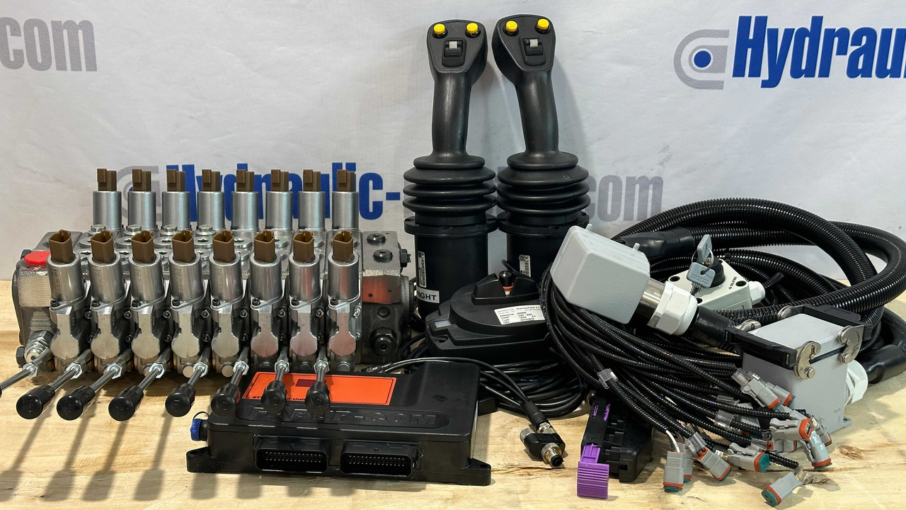 Set Scanreco RC400 with Walvoil DPX100 Liebherr, Demag, Grove, Tadano - Gozdarska prikolica: slika 3 Set Scanreco RC400 with Walvoil DPX100 Liebherr, Demag, Grove, Tadano - Gozdarska prikolica: slika 3