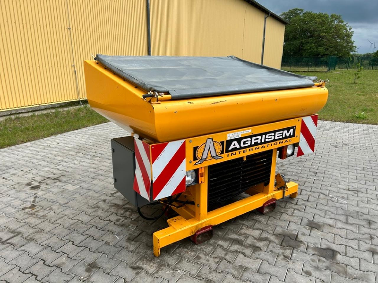 AGRISEM DSF 1600 FRONTTANK - Trosilnik gnojila: slika 5 AGRISEM DSF 1600 FRONTTANK - Trosilnik gnojila: slika 5