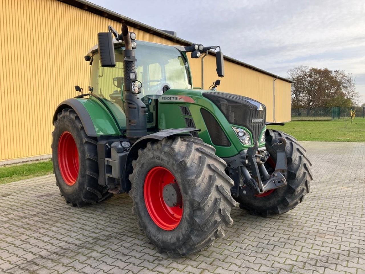 Fendt VARIO 718 S4 - Traktor: slika 4 Fendt VARIO 718 S4 - Traktor: slika 4