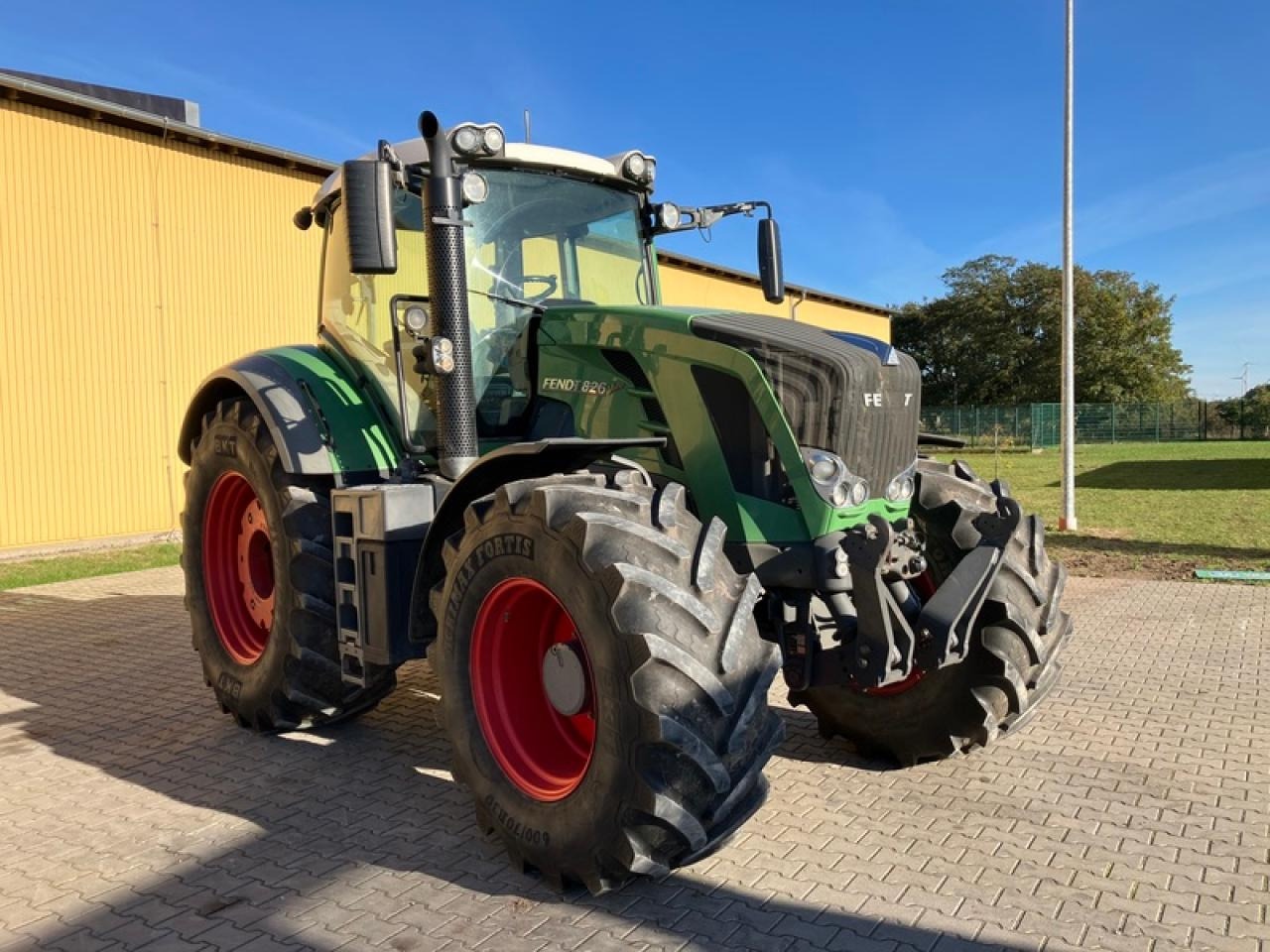 Fendt VARIO 826 - Traktor: slika 5 Fendt VARIO 826 - Traktor: slika 5