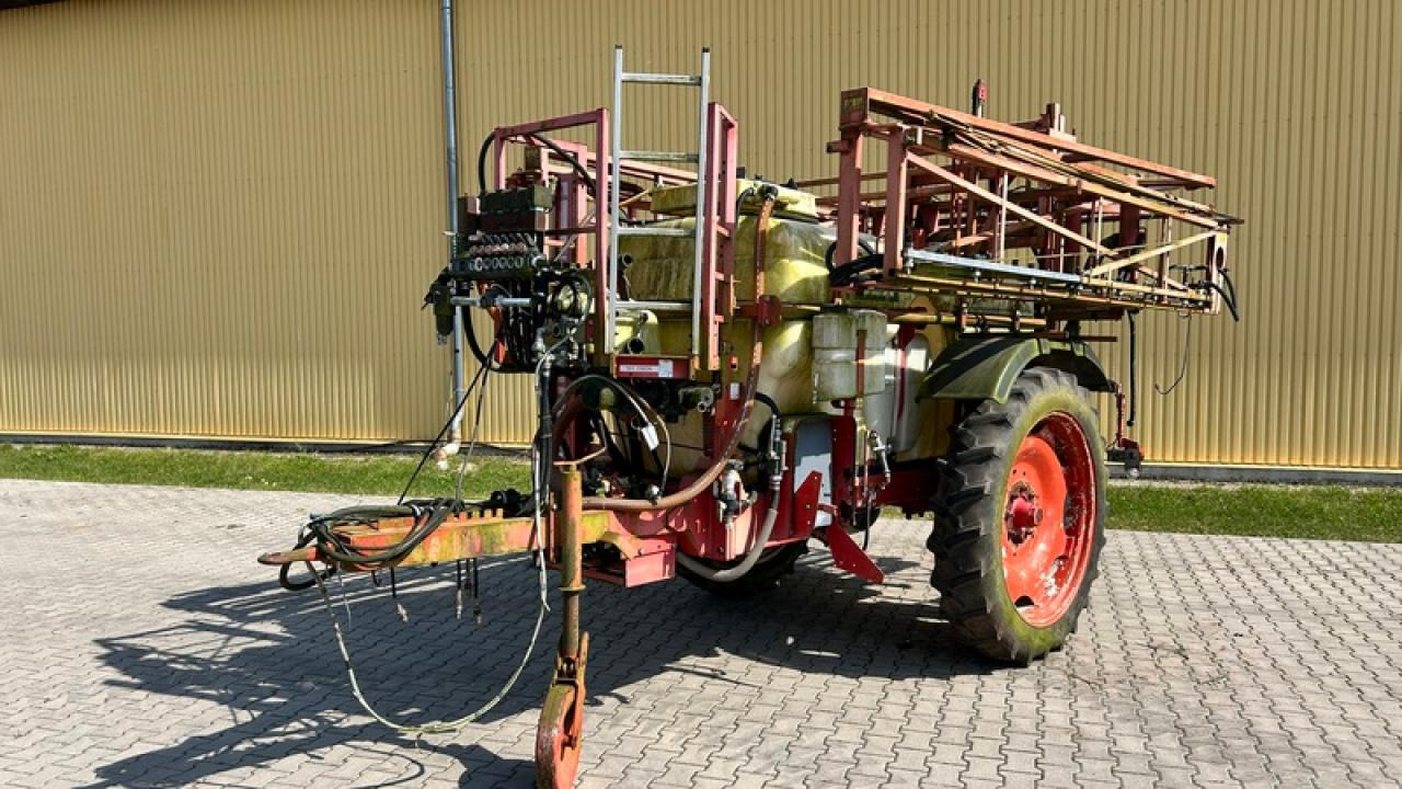 Holder IN250 2700L FASSBASTLER - Vlečna škropilnica: slika 2 Holder IN250 2700L FASSBASTLER - Vlečna škropilnica: slika 2