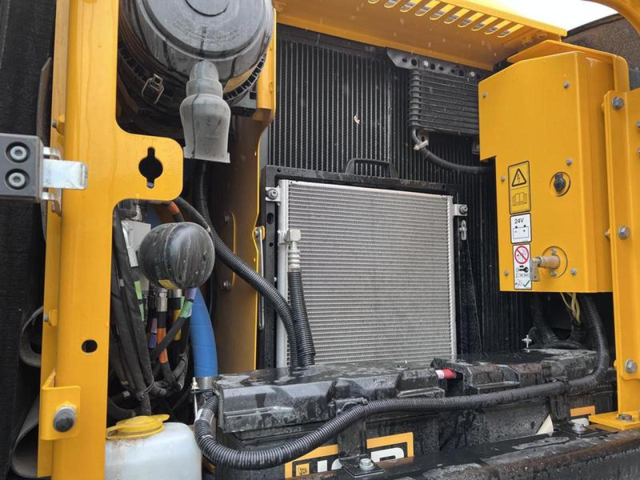 JCB JS145W - Bager na kolesih: slika 4 JCB JS145W - Bager na kolesih: slika 4