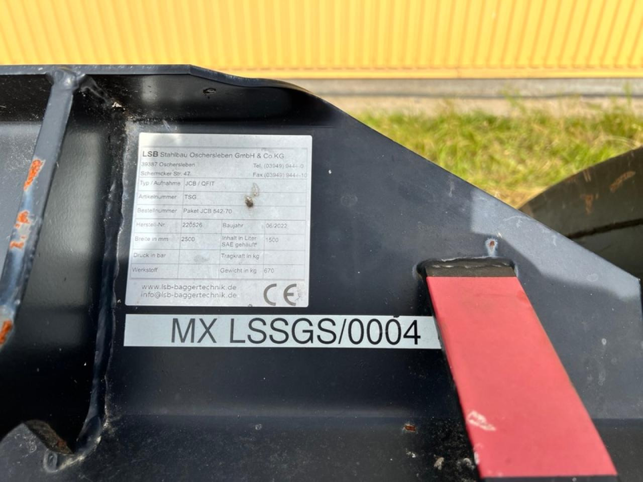 JCB LSB SCHWERGUTSCHAUFEL JCB Q-FIT - Žlica: slika 4 JCB LSB SCHWERGUTSCHAUFEL JCB Q-FIT - Žlica: slika 4