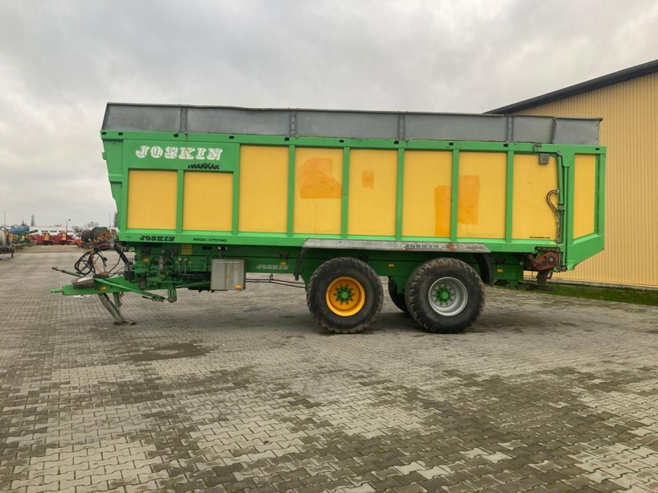 Joskin DRAKKAR 8600/37D180 - Kmetijska kiper prikolica/ Demper: slika 2 Joskin DRAKKAR 8600/37D180 - Kmetijska kiper prikolica/ Demper: slika 2