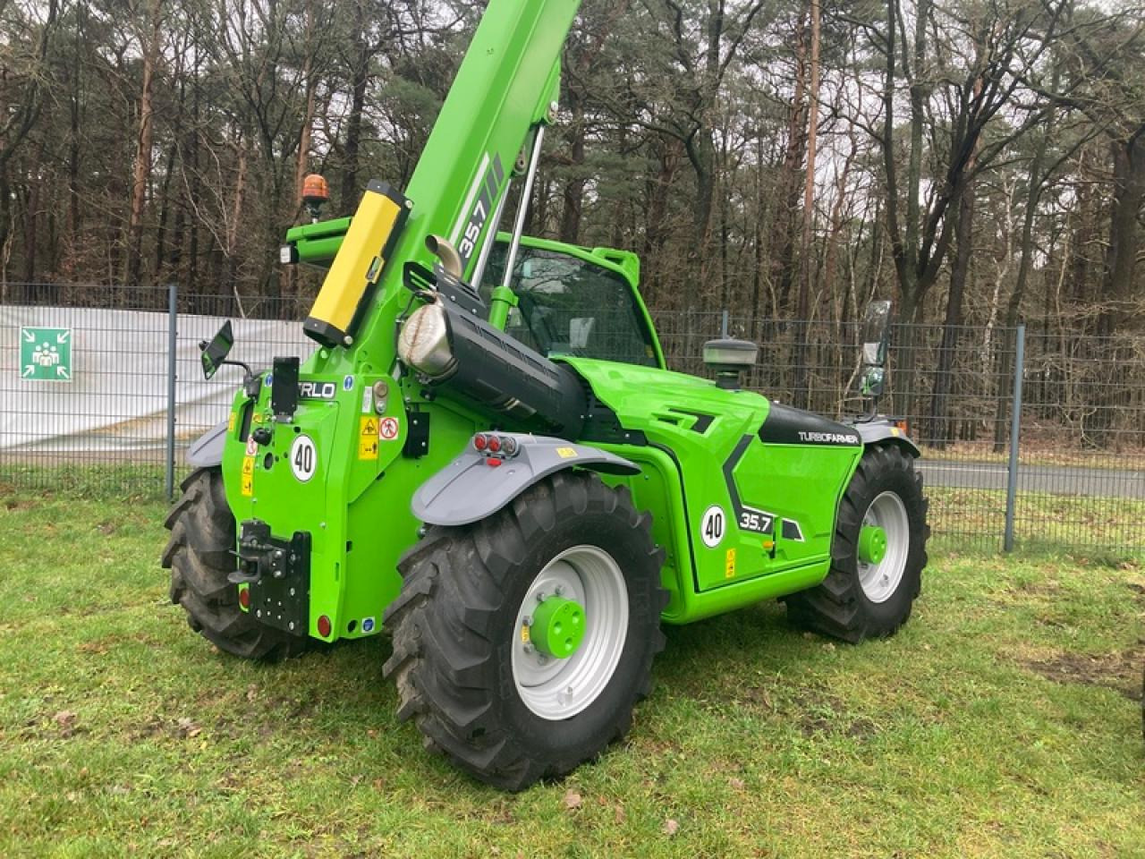 Merlo TF 35.7-140 AKTION - Teleskopski viličar: slika 3 Merlo TF 35.7-140 AKTION - Teleskopski viličar: slika 3