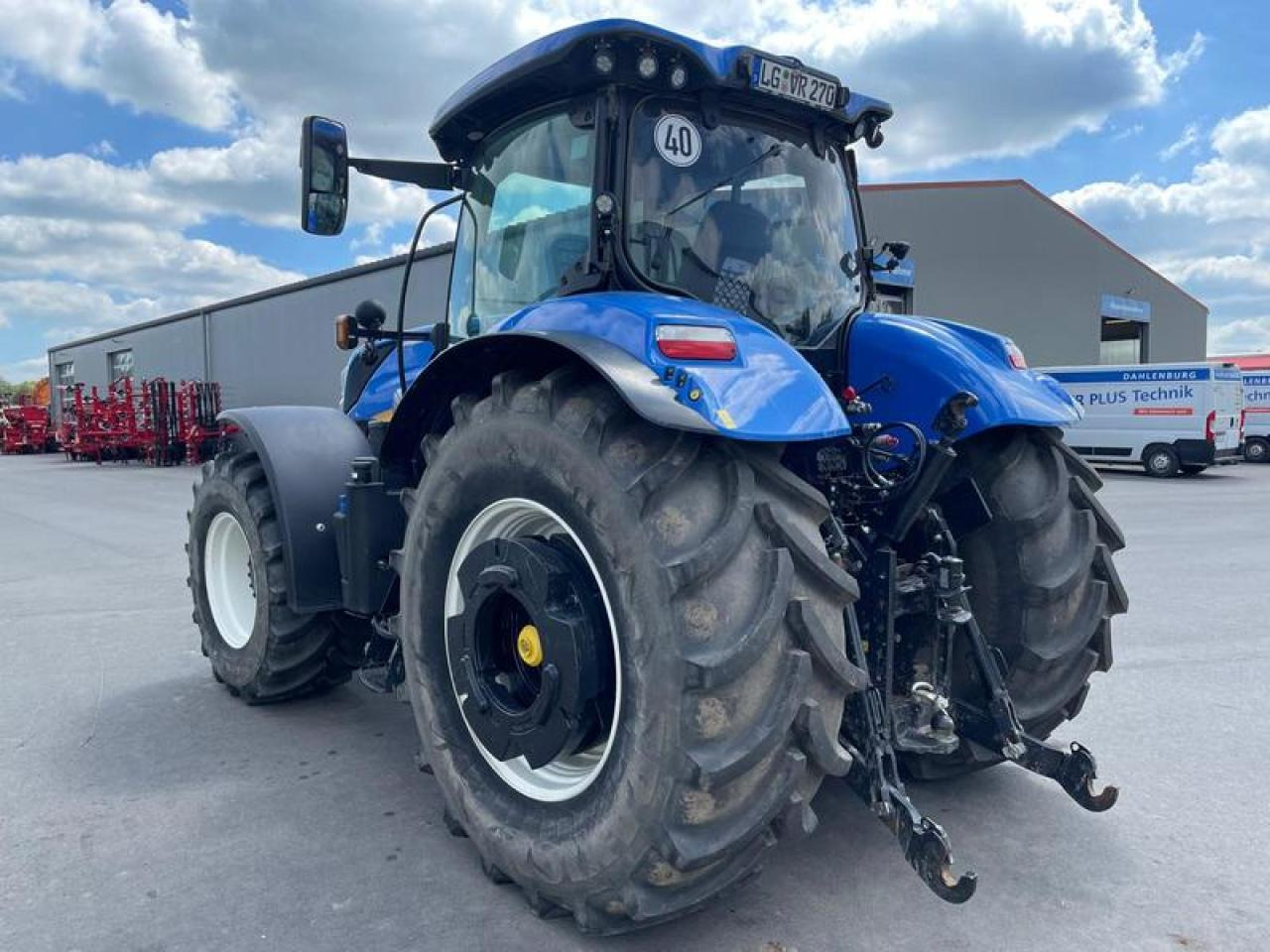 New Holland T 7.270 AUTOCOMMAND AKTION - Traktor: slika 3 New Holland T 7.270 AUTOCOMMAND AKTION - Traktor: slika 3