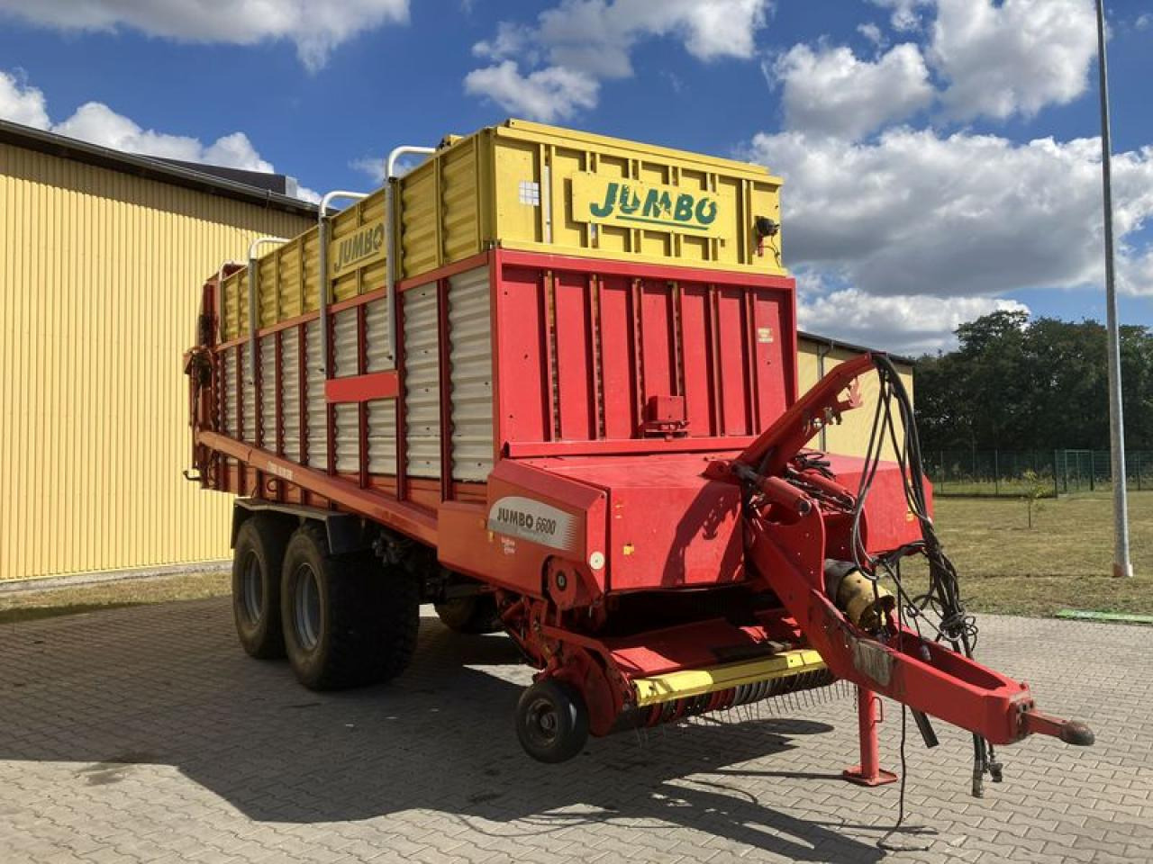 Pöttinger JUMBO 6600 - Samo-nakladalni voz: slika 4 Pöttinger JUMBO 6600 - Samo-nakladalni voz: slika 4