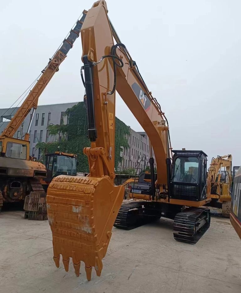 Caterpillar 320D - Bager na kolesih: slika 3 Caterpillar 320D - Bager na kolesih: slika 3
