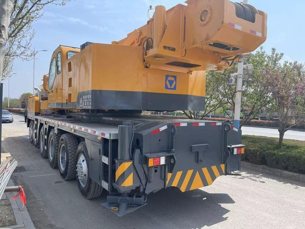 XCMG QY100K QY100K-II QY90K 100T 100ton 90 80 70 50 - Avtodvigalo: slika 3 XCMG QY100K QY100K-II QY90K 100T 100ton 90 80 70 50 - Avtodvigalo: slika 3
