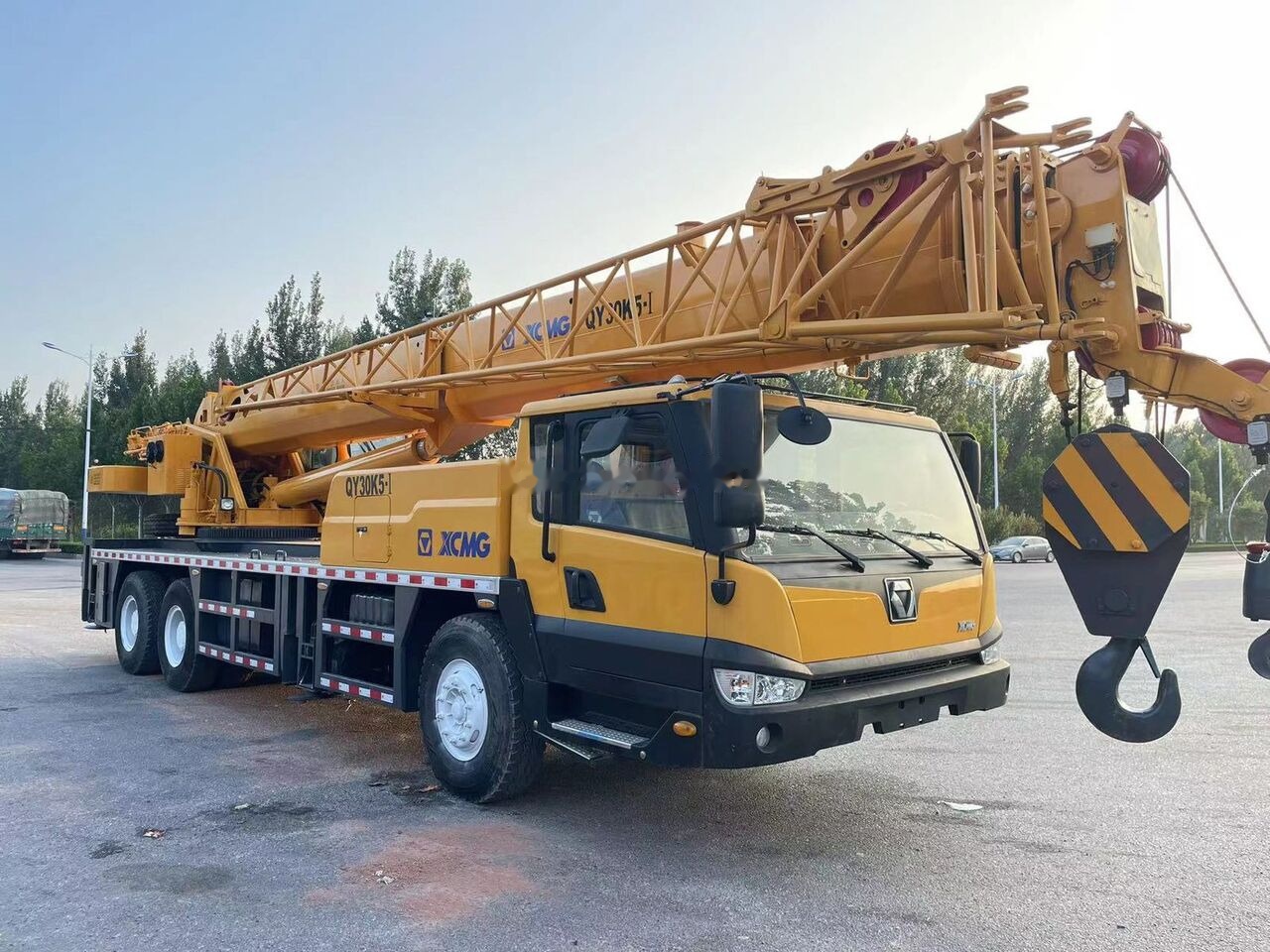 XCMG QY30KC QY30K XCT30 30T 30ton - Avtodvigalo: slika 2 XCMG QY30KC QY30K XCT30 30T 30ton - Avtodvigalo: slika 2