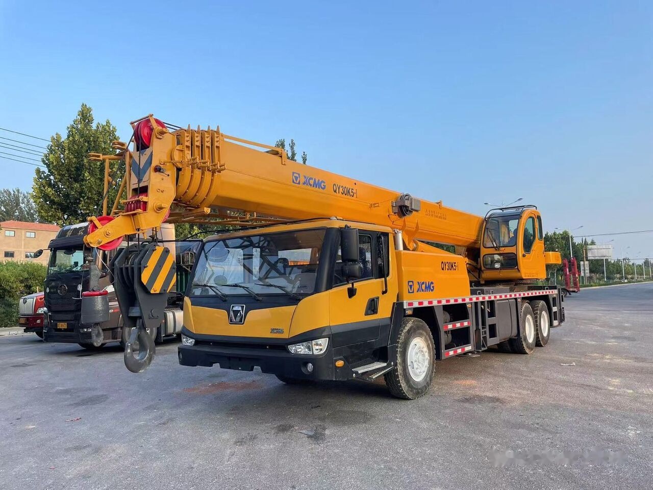 XCMG QY30KC QY30K XCT30 30T 30ton - Avtodvigalo: slika 1 XCMG QY30KC QY30K XCT30 30T 30ton - Avtodvigalo: slika 1