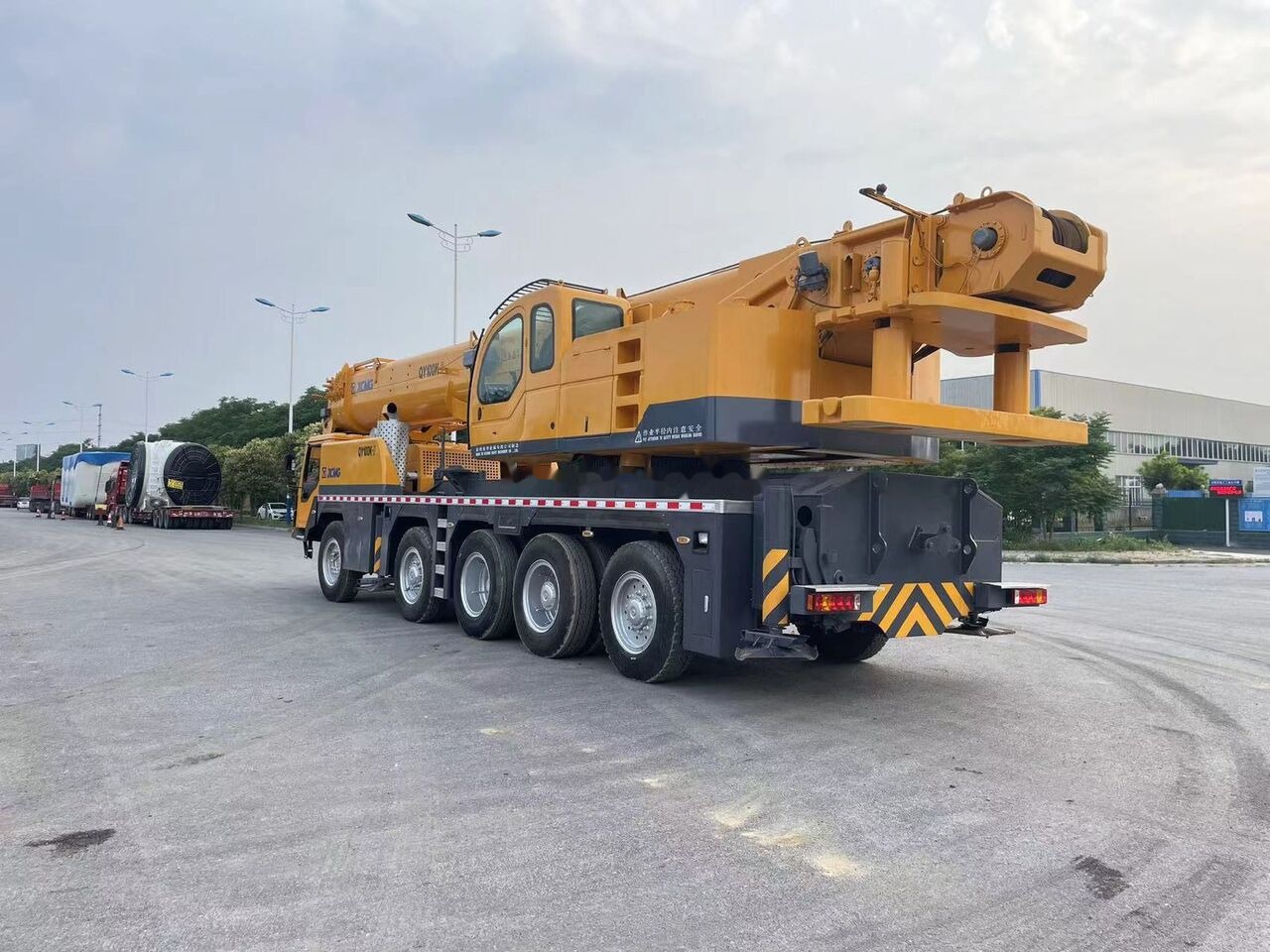 XCMG QY90K QY100K-II 90T 100T 90ton 100ton 80 70 50 - Avtodvigalo: slika 3 XCMG QY90K QY100K-II 90T 100T 90ton 100ton 80 70 50 - Avtodvigalo: slika 3