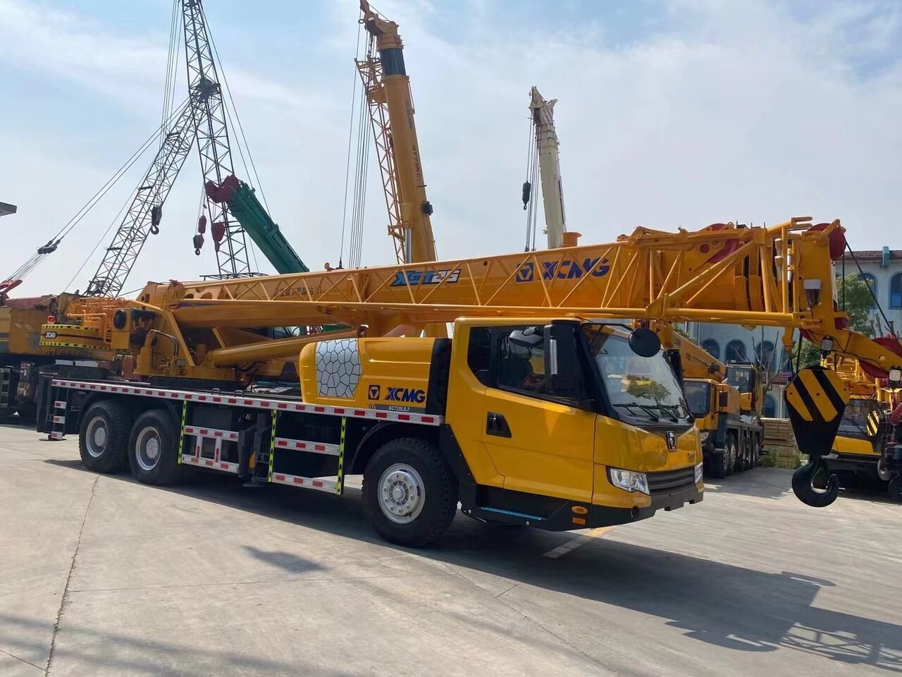 XCMG XCT25 25T 25ton QY25KC - Avtodvigalo: slika 1 XCMG XCT25 25T 25ton QY25KC - Avtodvigalo: slika 1