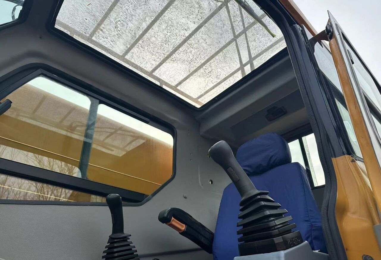 Avtodvigalo XCMG XCT25: slika 8
