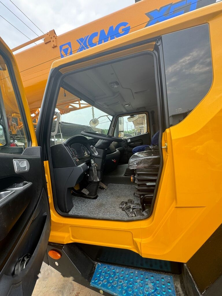 XCMG XCT70 70ton 80ton 90ton 100ton 130ton 160ton - Avtodvigalo: slika 4 XCMG XCT70 70ton 80ton 90ton 100ton 130ton 160ton - Avtodvigalo: slika 4