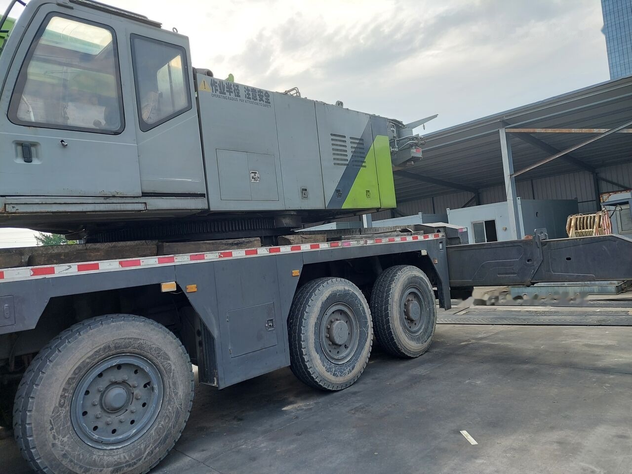 Zoomlion ZAT2600V 260T 260ton 220t 220ton - Avtodvigalo: slika 4 Zoomlion ZAT2600V 260T 260ton 220t 220ton - Avtodvigalo: slika 4