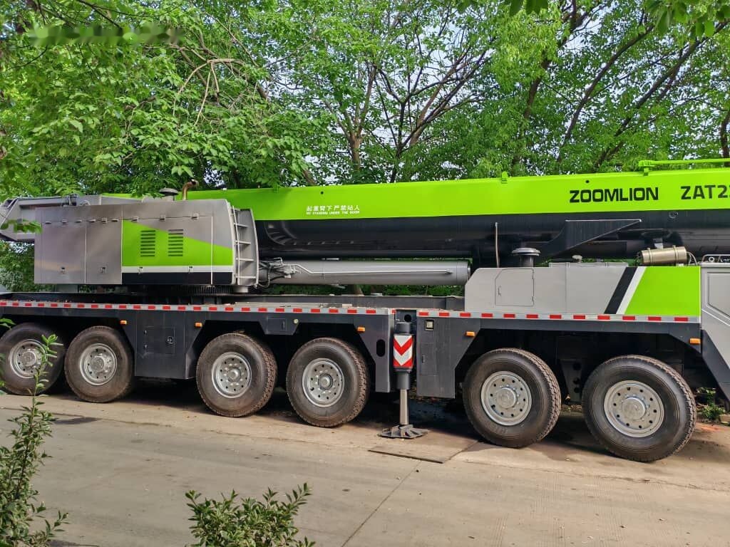 Zoomlion ZTC2200V 220T 220ton - Avtodvigalo: slika 5 Zoomlion ZTC2200V 220T 220ton - Avtodvigalo: slika 5