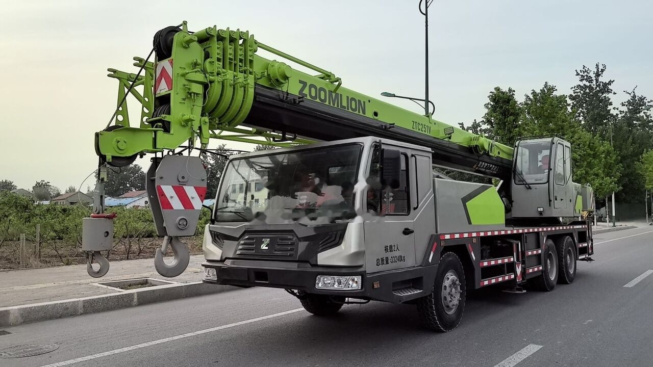 Zoomlion ZTC251V ZTC251V ZTC350 ZTV500 ZTC750 25T 25ton 35ton 50ton - Avtodvigalo: slika 3 Zoomlion ZTC251V ZTC251V ZTC350 ZTV500 ZTC750 25T 25ton 35ton 50ton - Avtodvigalo: slika 3