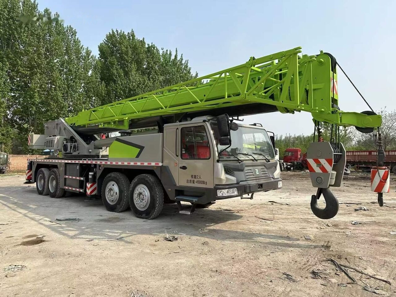 Zoomlion ZTC700V ZTC800V ZTC900V 50T 70T 80T 100T - Avtodvigalo: slika 2 Zoomlion ZTC700V ZTC800V ZTC900V 50T 70T 80T 100T - Avtodvigalo: slika 2