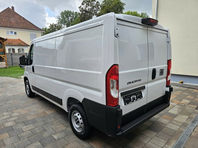Mali kombi FIAT Ducato 30 120 Serie10-9.2 Modell 2025 L2H1 PDC: slika 36