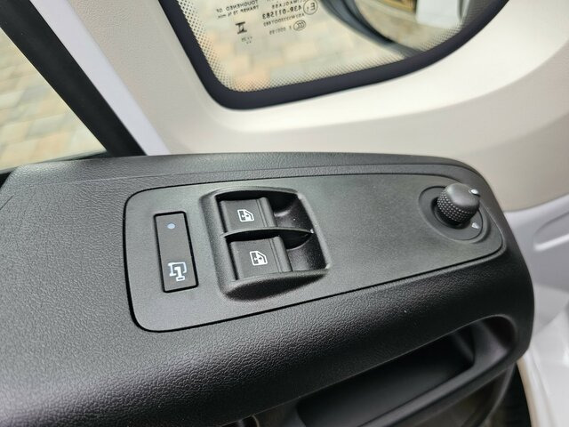 Mali kombi FIAT Ducato 30 120 Serie10-9.2 Modell 2025 L2H1 PDC: slika 39