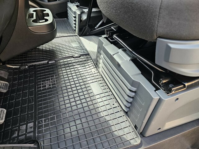 FIAT Ducato MAXI 35 180 Koffer 4,9 Seitentüre LED - Dostavno vozilo z zabojnikom: slika 3 FIAT Ducato MAXI 35 180 Koffer 4,9 Seitentüre LED - Dostavno vozilo z zabojnikom: slika 3